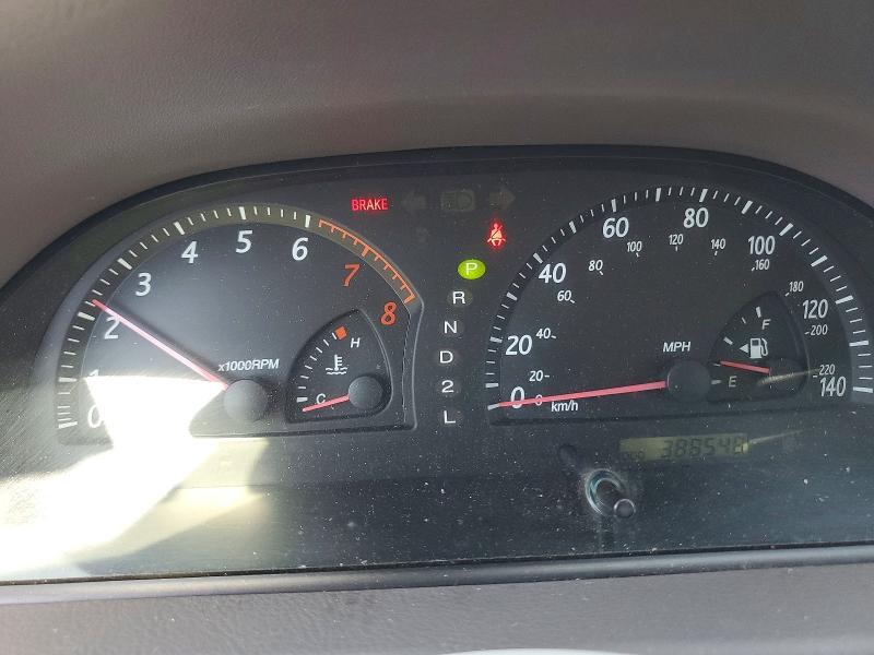 61058516 :رقم المزاد ، 4T1BF32K82U541151 vin ، 2002 Toyota Camry مزاد بيع