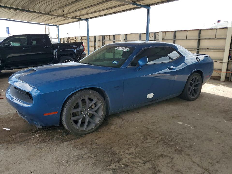 61019216 :رقم المزاد ، 2C3CDZBT7PH606158 vin ، 2023 Dodge Challenger مزاد بيع