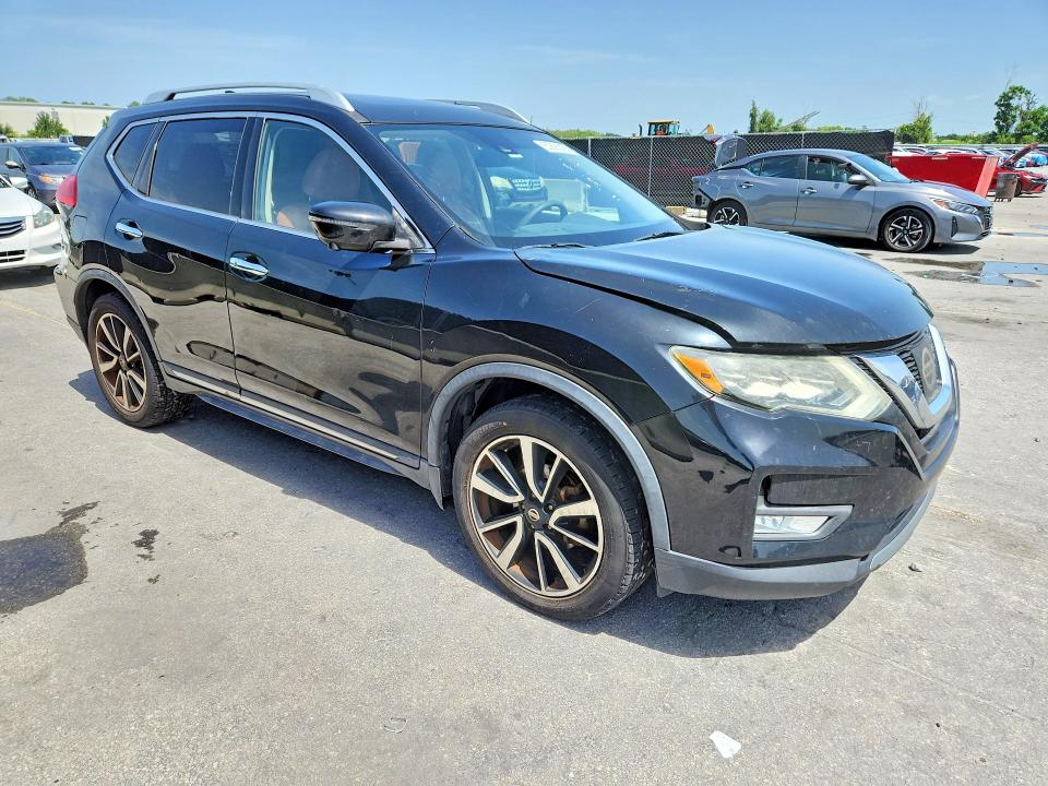 2017 Nissan Rogue მანქანა იყიდება აუქციონზე, vin: JN8AT2MTXHW143921, აუქციონის ნომერი: 60891436