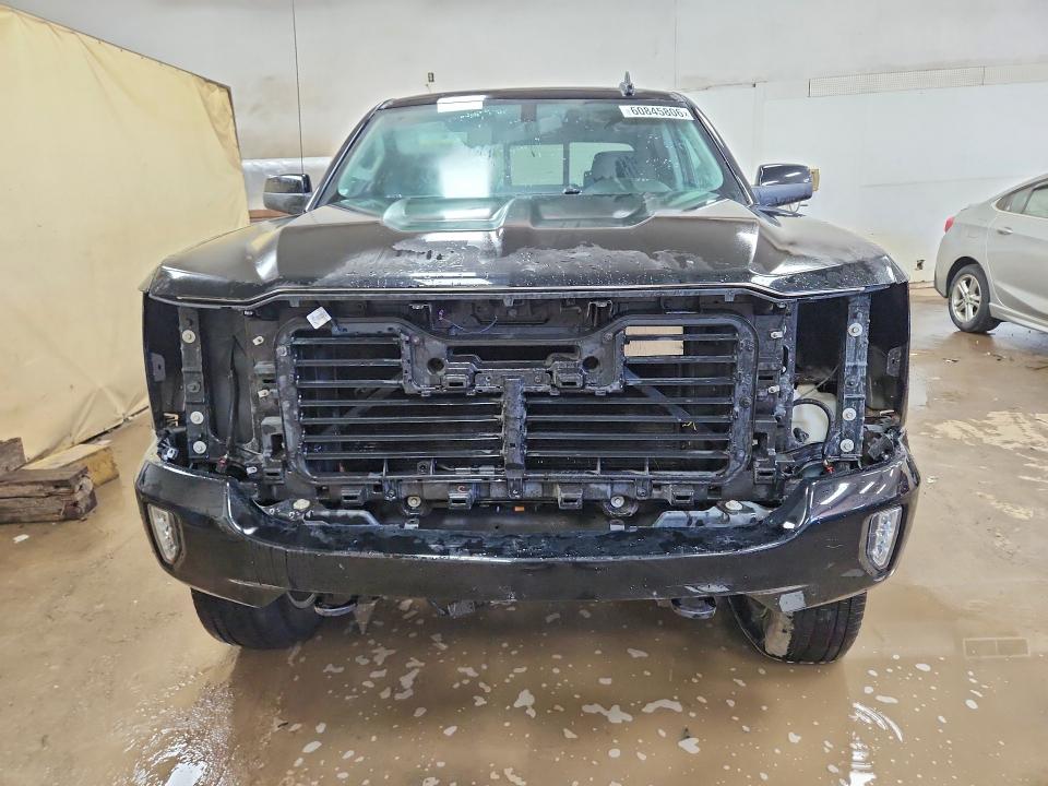 2018 Chevrolet Silverado მანქანა იყიდება აუქციონზე, vin: 3GCUKREC8JG625598, აუქციონის ნომერი: 60845806