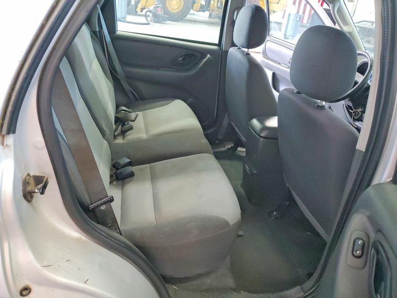 Продажа на аукционе авто 2004 Ford Escape, vin: 1FMYU021X4KA15608, номер лота: 60890736