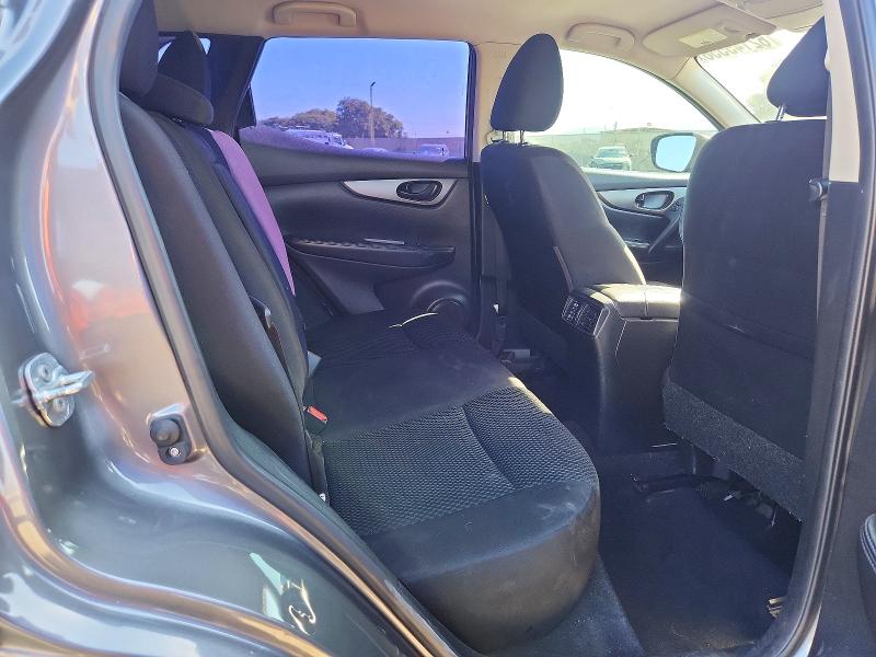 62145556 :رقم المزاد ، JN1BJ1CP0HW029742 vin ، 2017 Nissan Rogue Sport مزاد بيع