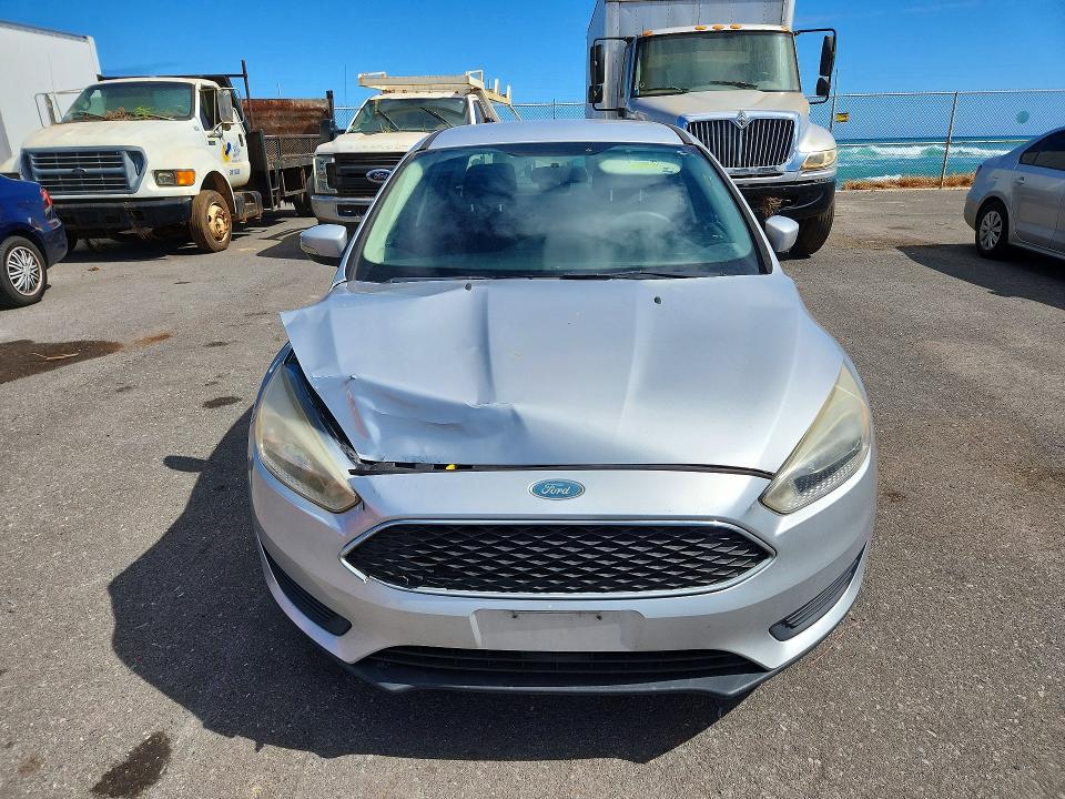 62702886 :رقم المزاد ، 1FADP3F20HL342149 vin ، 2017 Ford Focus مزاد بيع