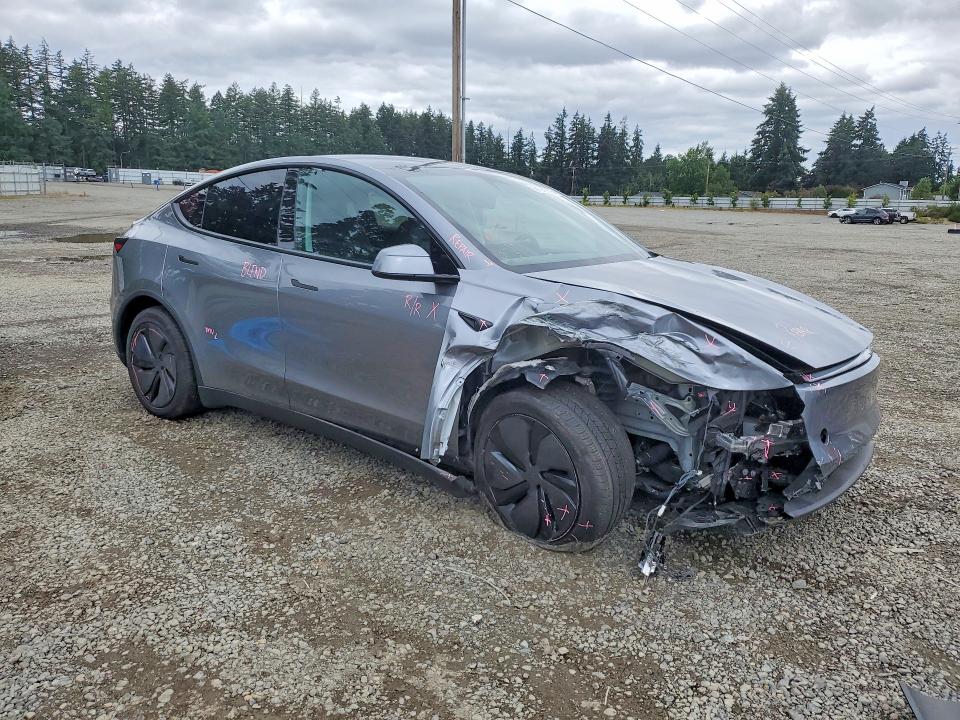 2026 Tesla Model Y მანქანა იყიდება აუქციონზე, vin: 7SAYGDED3TF403187, აუქციონის ნომერი: 61546576