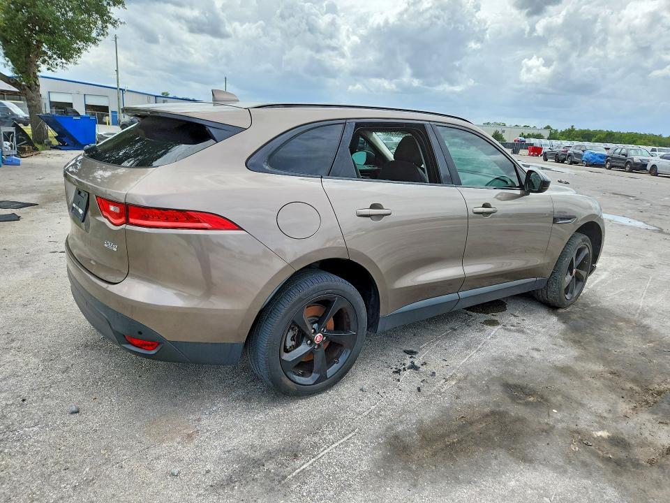 Продаж на аукціоні авто 2017 Jaguar F-pace, vin: SADCJ2BN9HA092332, номер лоту: 60887696