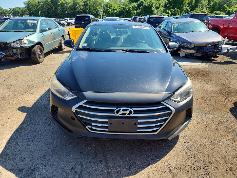 Продажа на аукционе авто 2017 Hyundai Elantra, vin: 5NPD84LF0HH117609, номер лота: 61336166
