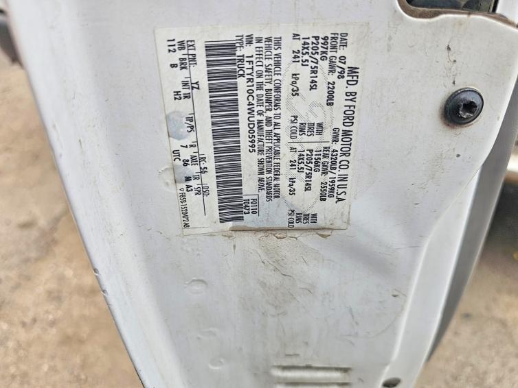 1998 Ford Ranger მანქანა იყიდება აუქციონზე, vin: 1FTYR10C4WUD05995, აუქციონის ნომერი: 60583666