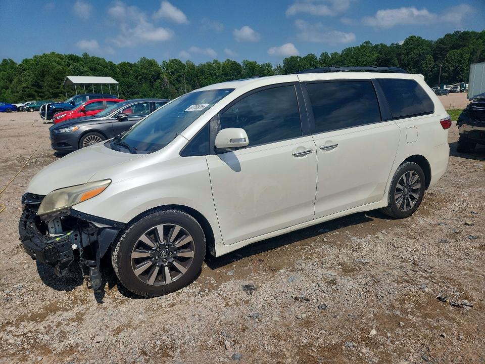 Auction sale of the 2018 Toyota Sienna, vin: 5TDYZ3DCXJS940416, lot number: 60256916