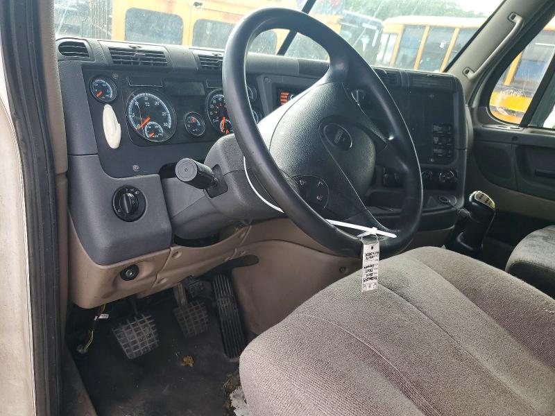 Продаж на аукціоні авто 2014 Freightliner Cascadia 125, vin: 1FUBGLD65ELFV3359, номер лоту: 60434286