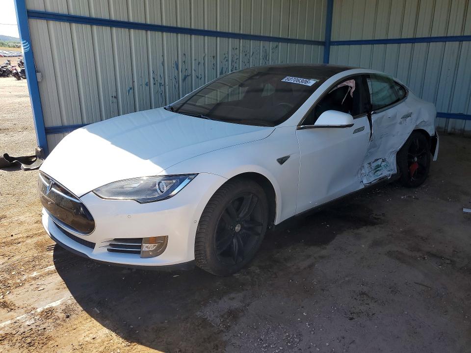 Продажа на аукционе авто 2016 Tesla Model S, vin: 5YJSA1E2XGF124696, номер лота: 60706306