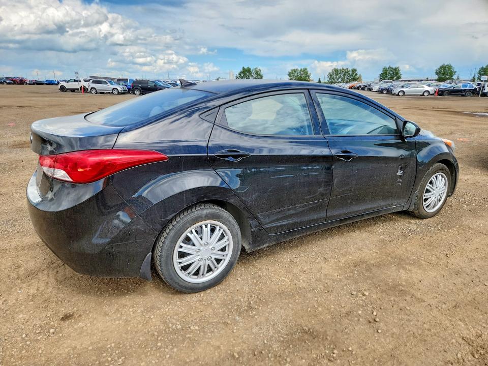 2013 Hyundai Elantra მანქანა იყიდება აუქციონზე, vin: 5NPDH4AE7DH215640, აუქციონის ნომერი: 85460815