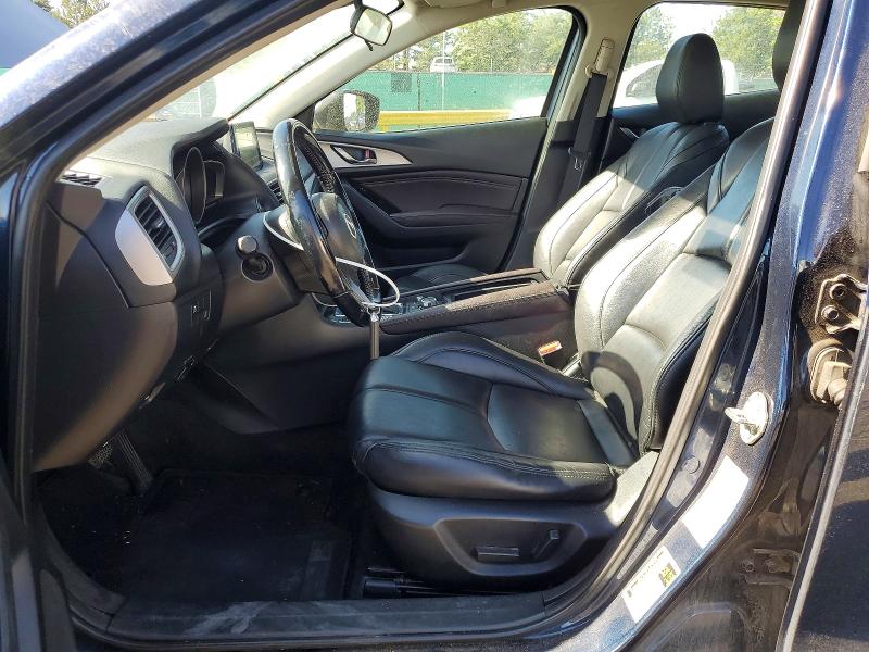 60800456 :رقم المزاد ، 3MZBN1V33JM161277 vin ، 2018 Mazda 3 مزاد بيع