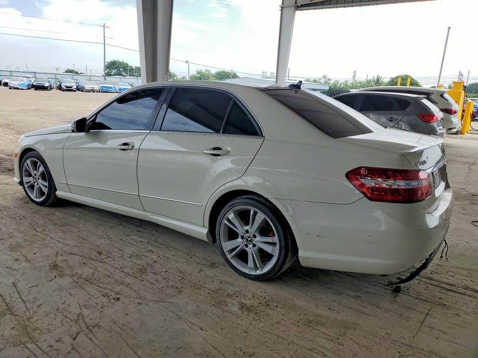 61031486 :رقم المزاد ، WDDHF8JB8CA652790 vin ، 2012 Mercedes-benz E مزاد بيع
