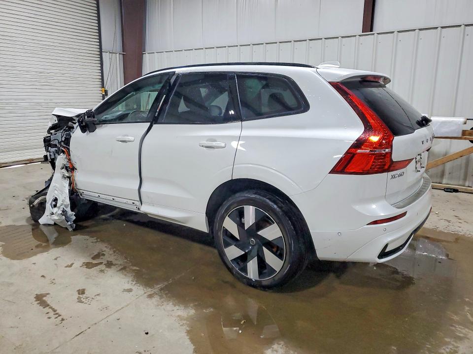 Продаж на аукціоні авто 2025 Volvo Xc60, vin: YV4H60RC2S1109360, номер лоту: 61792006