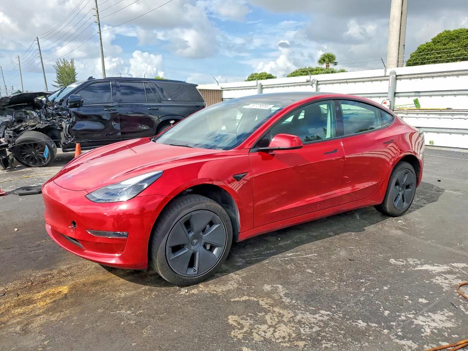 Продажа на аукционе авто 2022 Tesla Model 3, vin: 5YJ3E1EB1NF103404, номер лота: 59729856