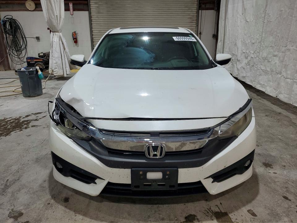 Продаж на аукціоні авто 2016 Honda Civic, vin: 2HGFC1F72GH643971, номер лоту: 60990946