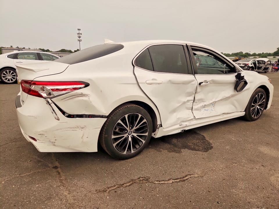 2020 Toyota Camry მანქანა იყიდება აუქციონზე, vin: 4T1M11AK6LU871191, აუქციონის ნომერი: 61434906