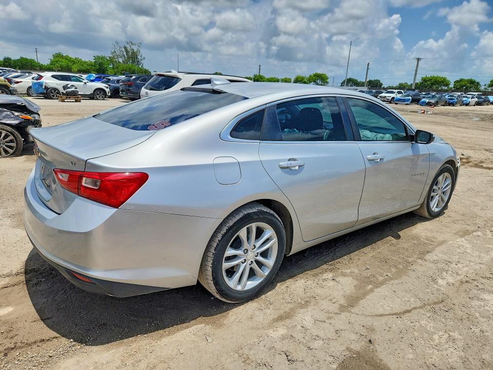 Продаж на аукціоні авто 2018 Chevrolet Malibu, vin: 1G1ZD5ST5JF228776, номер лоту: 62418016
