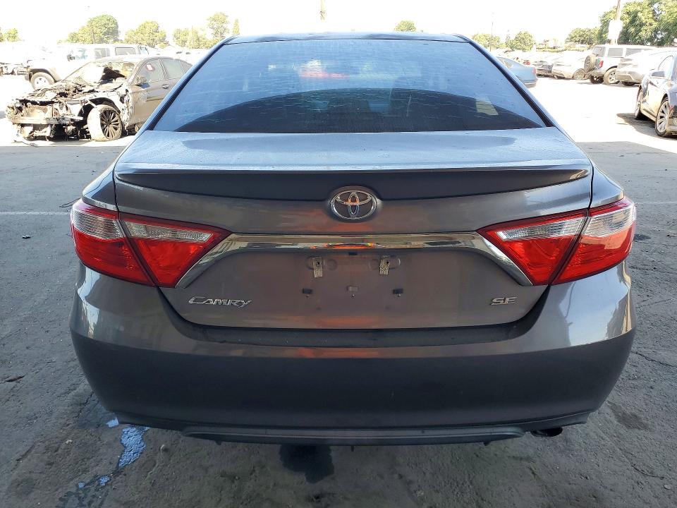 2015 Toyota Camry მანქანა იყიდება აუქციონზე, vin: 4T1BF1FK1FU982477, აუქციონის ნომერი: 61423016