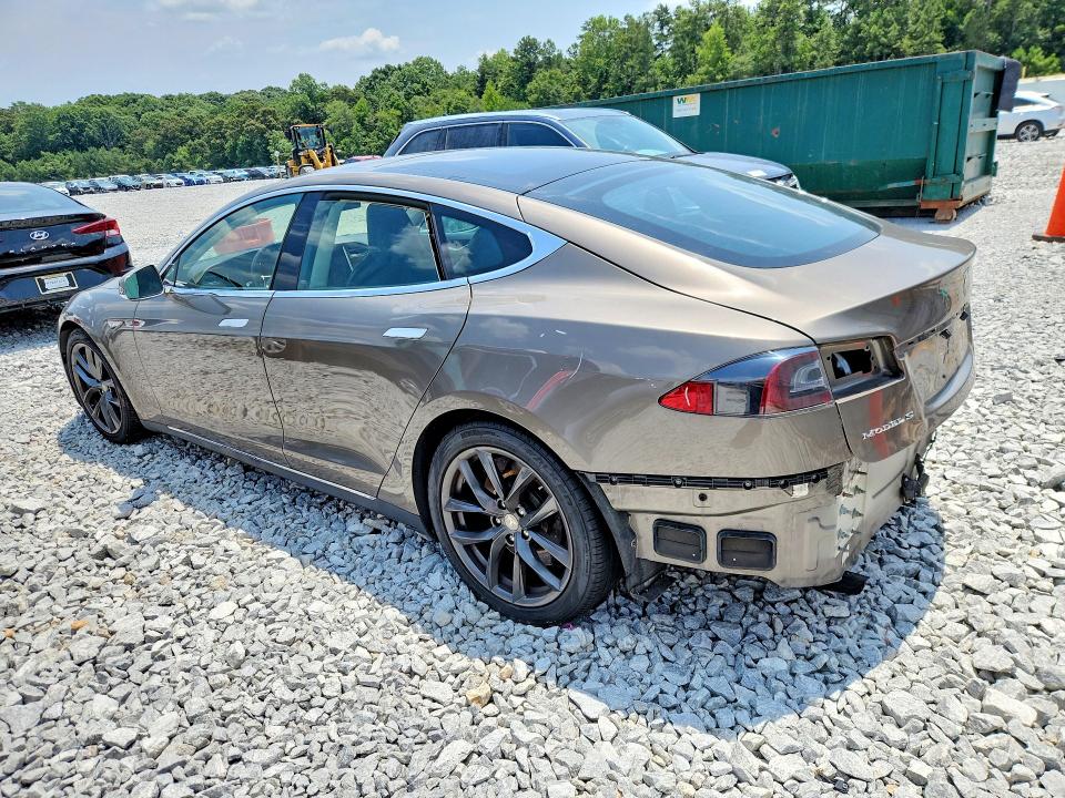 62959826 :رقم المزاد ، 5YJSA1S27FF091854 vin ، 2015 Tesla Model S مزاد بيع