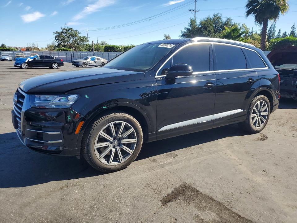 2018 Audi Q7 მანქანა იყიდება აუქციონზე, vin: WA1LAAF70JD005787, აუქციონის ნომერი: 59843316