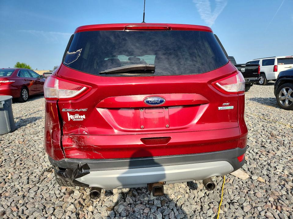 2013 Ford Escape მანქანა იყიდება აუქციონზე, vin: 1FMCU0G99DUD15878, აუქციონის ნომერი: 62803086