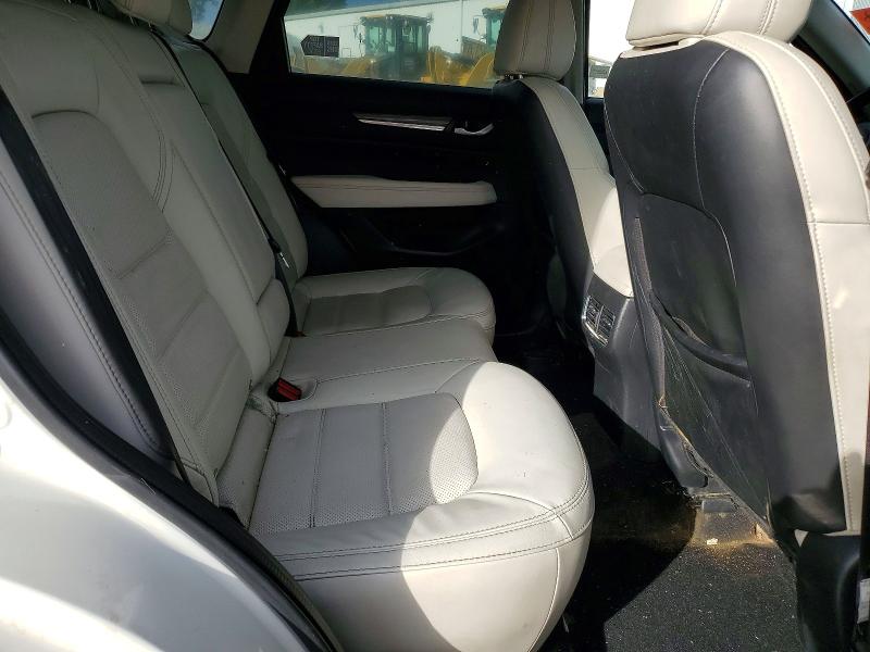 Продажа на аукционе авто 2018 Mazda Cx-5, vin: JM3KFADM5J1390817, номер лота: 61090156
