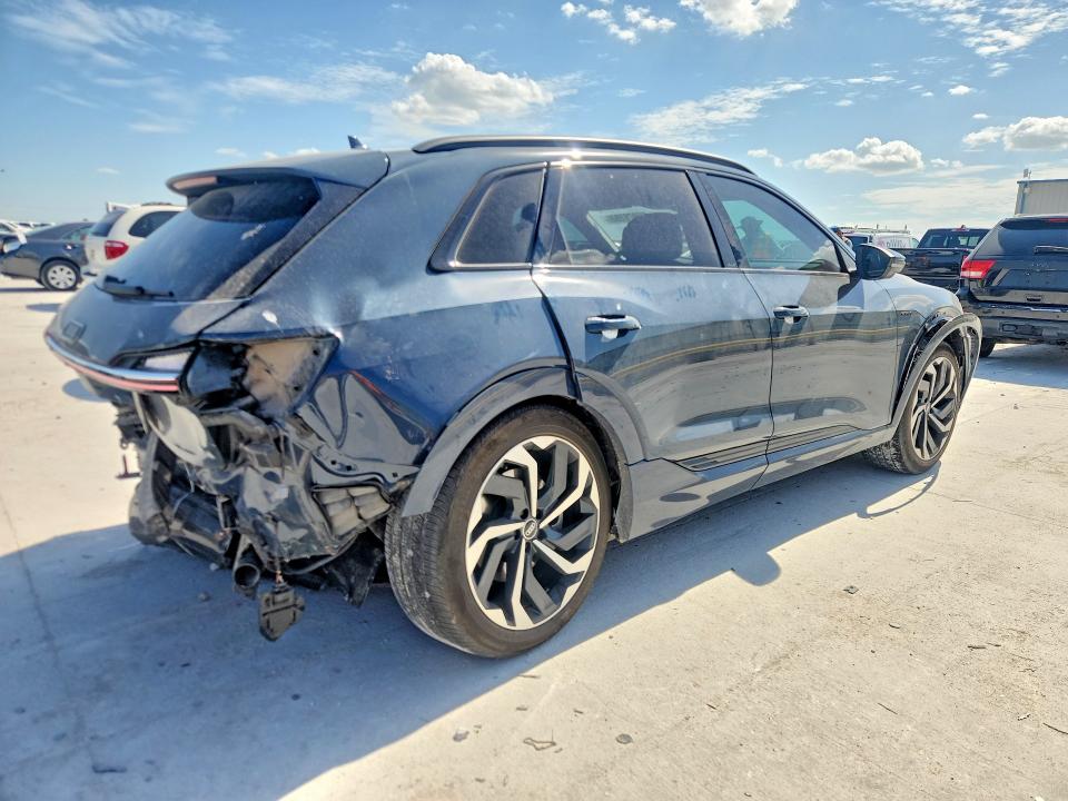 Aukcja sprzedaży 2024 Audi Q8 E-tron, vin: WA15AAGE7RB048567, numer aukcji: 59791886