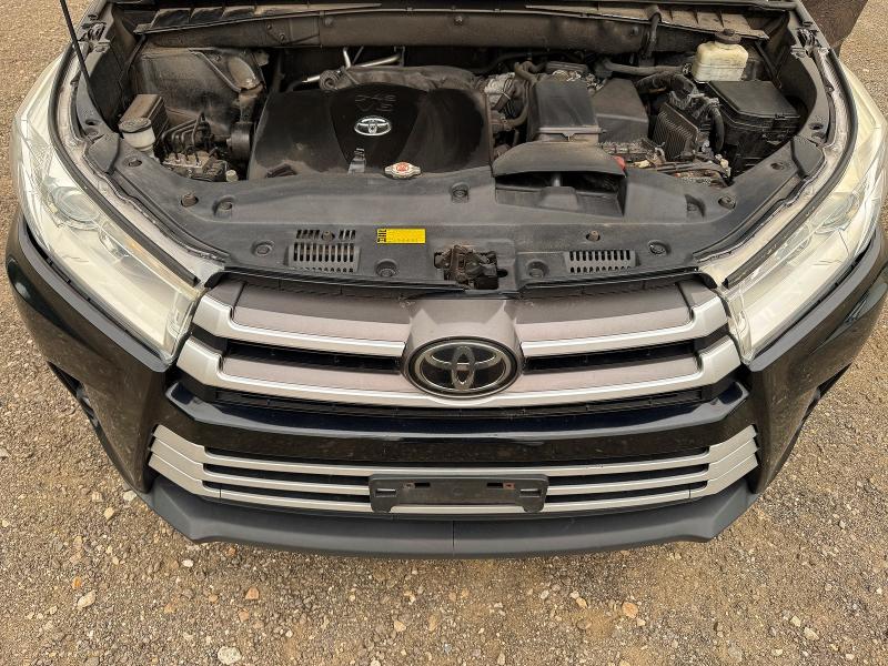 2018 Toyota Highlander მანქანა იყიდება აუქციონზე, vin: 5TDJZRFHXJS897290, აუქციონის ნომერი: 61612596