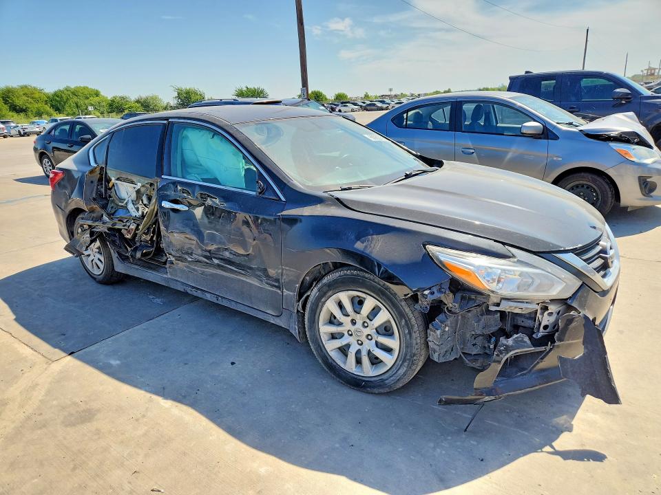 Продажа на аукционе авто 2016 Nissan Altima, vin: 1N4AL3AP6GC166613, номер лота: 60062996