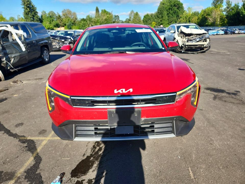 2025 Kia K4 მანქანა იყიდება აუქციონზე, vin: 3KPFU4DE5SE005846, აუქციონის ნომერი: 57537406