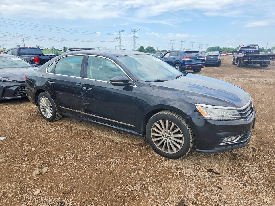 59834816 :رقم المزاد ، 1VWBS7A3XGC053623 vin ، 2016 Volkswagen Passat مزاد بيع