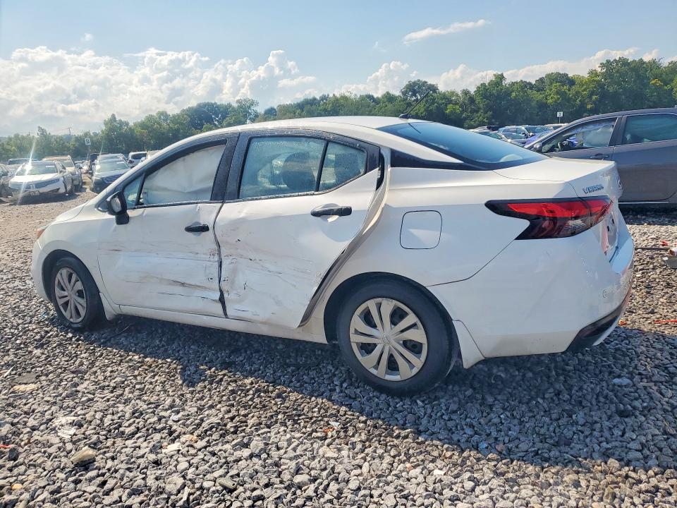 60137956 :رقم المزاد ، 3N1CN8DV1LL802523 vin ، 2020 Nissan Versa مزاد بيع