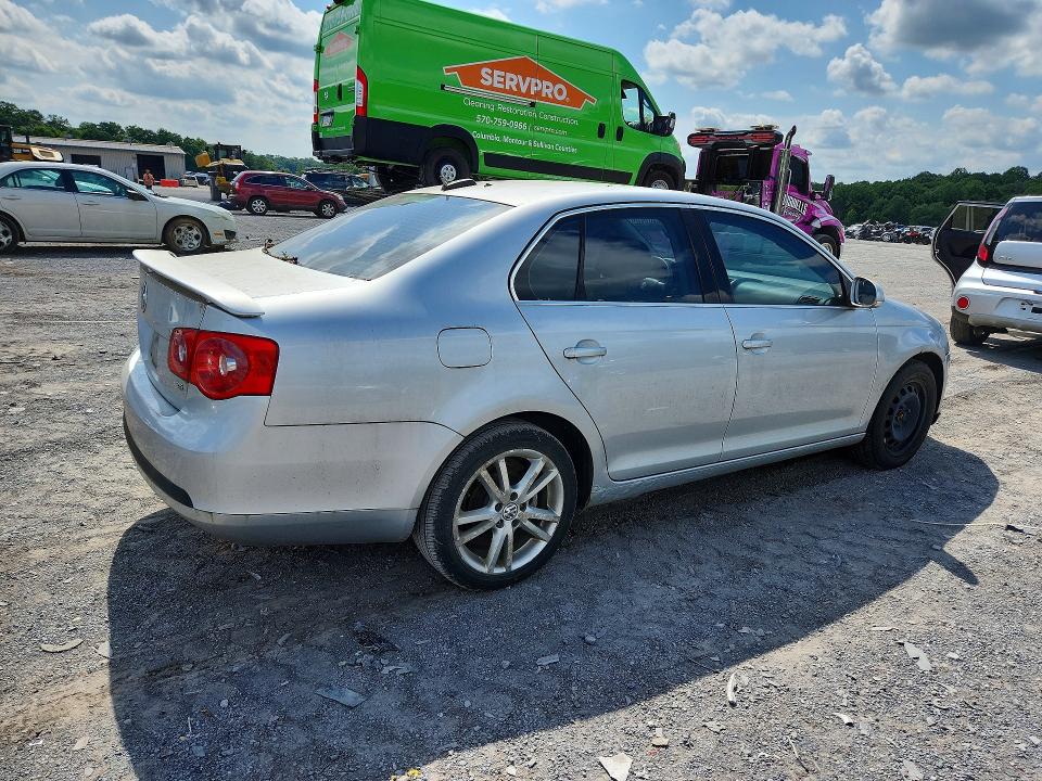 58918956 :رقم المزاد ، 3VWSF71K76M771638 vin ، 2006 Volkswagen Jetta مزاد بيع