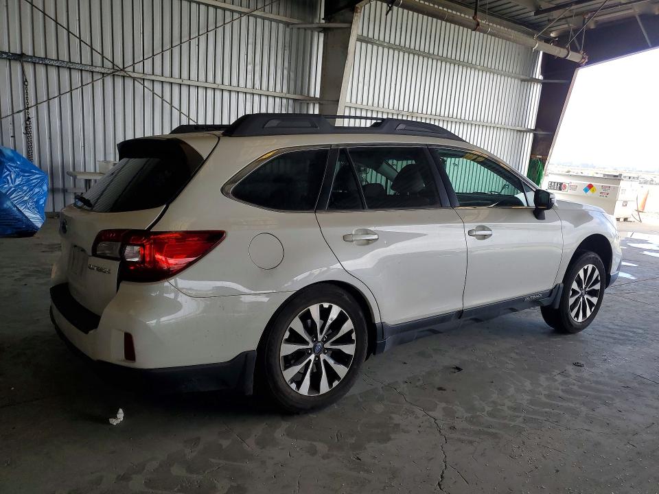 Продажа на аукционе авто 2015 Subaru Outback, vin: 4S4BSBJC6F3221077, номер лота: 61174336