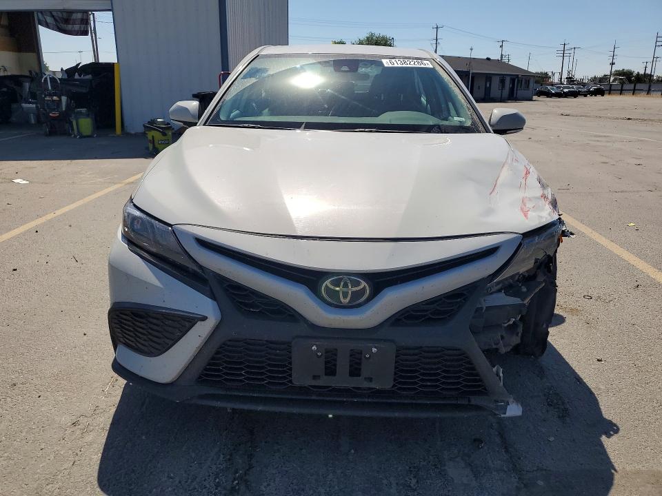 Продажа на аукционе авто 2024 Toyota Camry, vin: 4T1G11AK6RU244285, номер лота: 61382286
