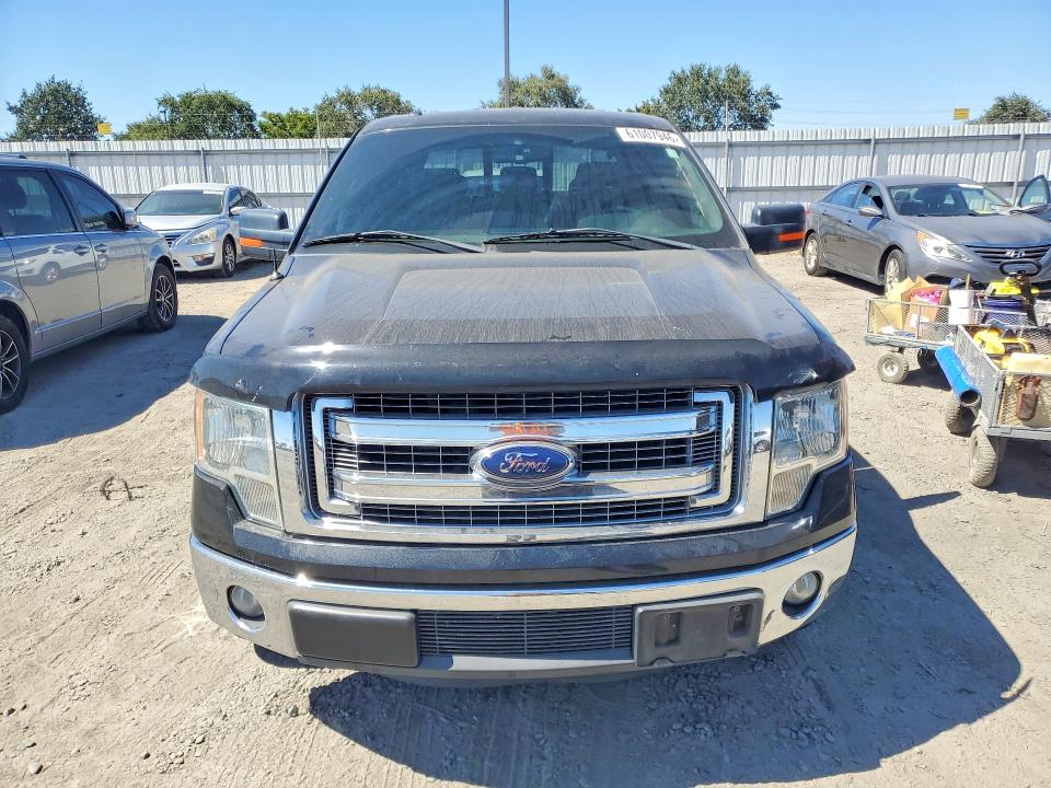 61007946 :رقم المزاد ، 1FTFW1CT4DKF14979 vin ، 2013 Ford F150 مزاد بيع