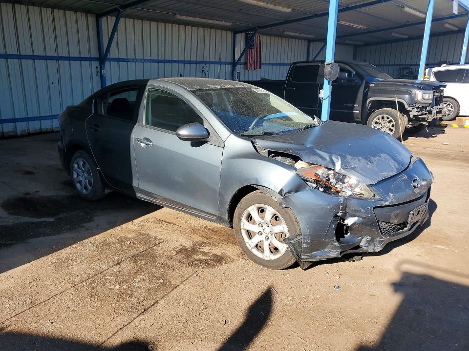 59737946 :رقم المزاد ، JM1BL1U70D1758188 vin ، 2013 Mazda 3 مزاد بيع