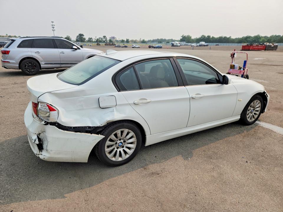 Продаж на аукціоні авто 2009 Bmw 328, vin: WBAPH775X9NL82875, номер лоту: 61111326