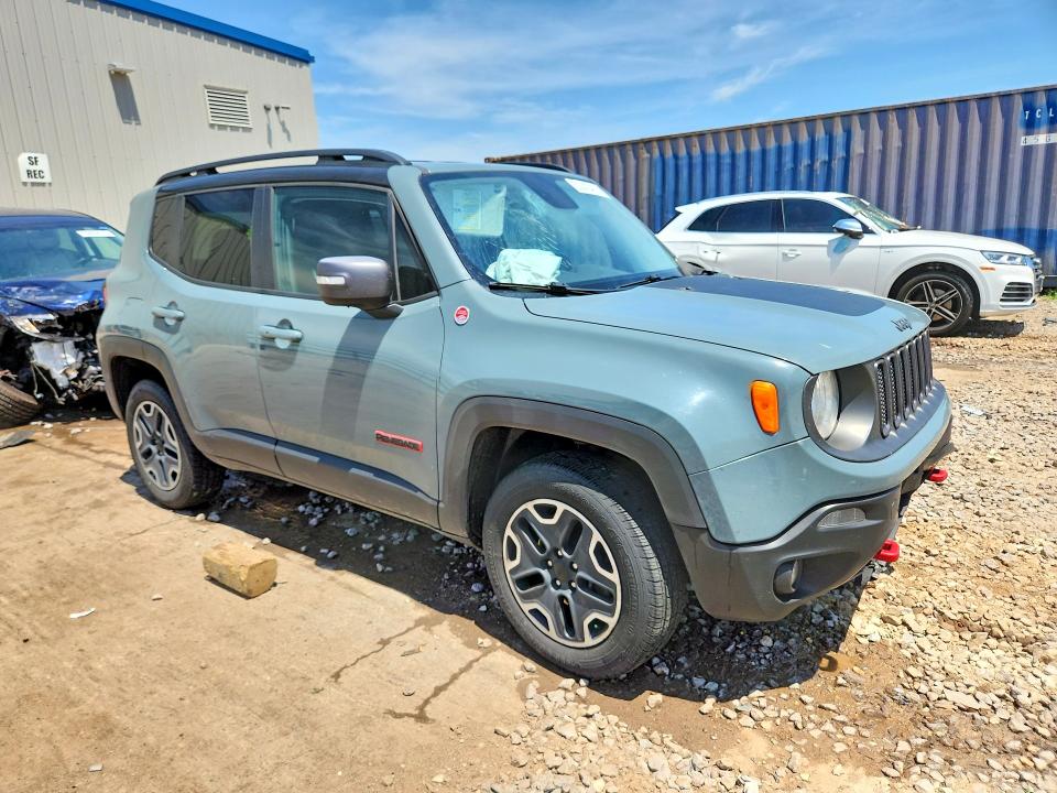 60243416 :رقم المزاد ، ZACCJBCT6GPD94006 vin ، 2016 Jeep Renegade مزاد بيع