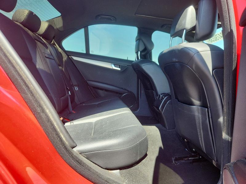 Продаж на аукціоні авто 2013 Mercedes-benz C, vin: WDDGF4HB2DR266427, номер лоту: 63479236