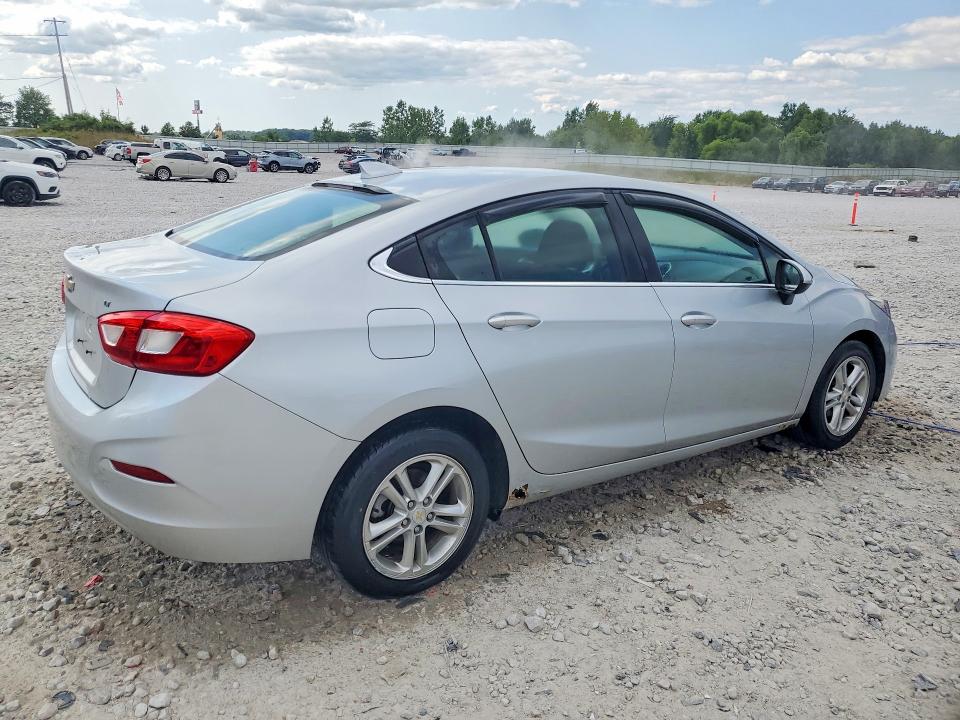2017 Chevrolet Cruze მანქანა იყიდება აუქციონზე, vin: 1G1BE5SM6H7155817, აუქციონის ნომერი: 62033346