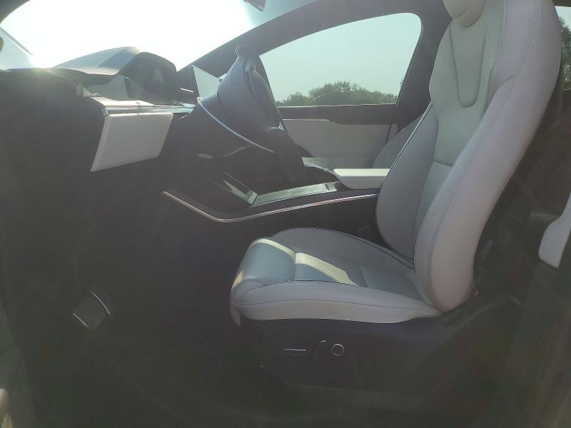 Продаж на аукціоні авто 2022 Tesla Model X, vin: 7SAXCBE63NF343427, номер лоту: 57735816