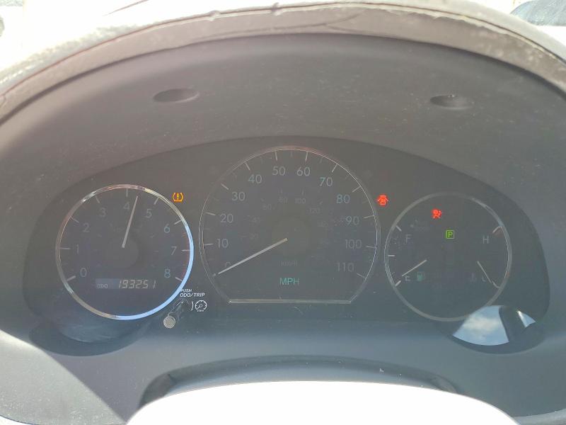 60743956 :رقم المزاد ، 5TDKK4CC3AS323506 vin ، 2010 Toyota Sienna مزاد بيع