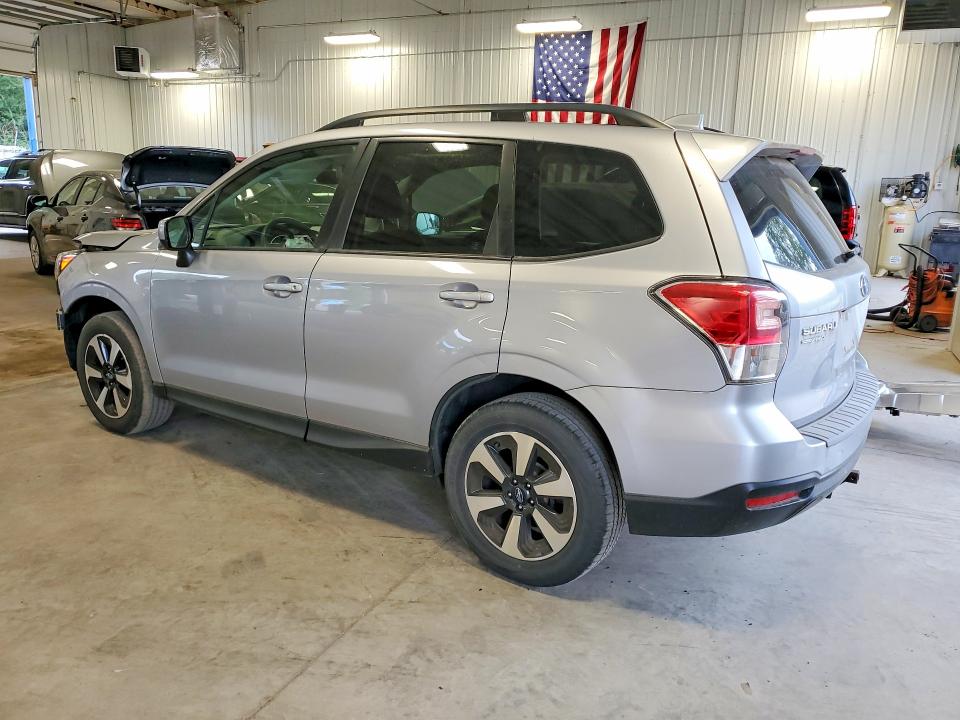 Продаж на аукціоні авто 2017 Subaru Forester, vin: JF2SJAEC5HH585705, номер лоту: 62943196