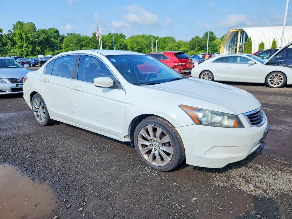 Продажа на аукционе авто 2008 Honda Accord, vin: 1HGCP26398A050697, номер лота: 61569946