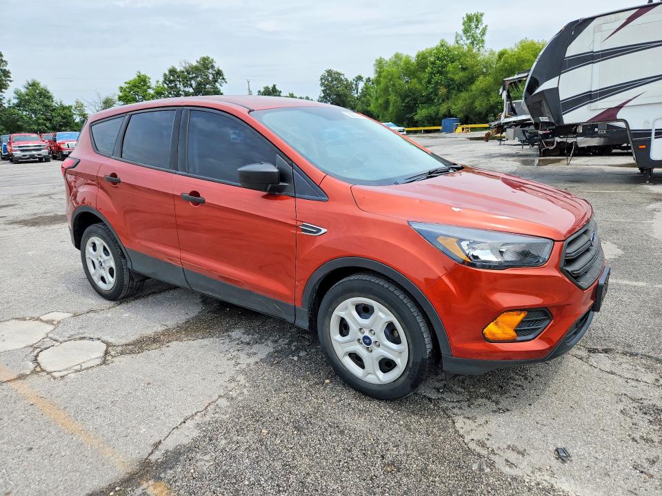 Продаж на аукціоні авто 2019 Ford Escape, vin: 1FMCU0F79KUB60097, номер лоту: 62070046