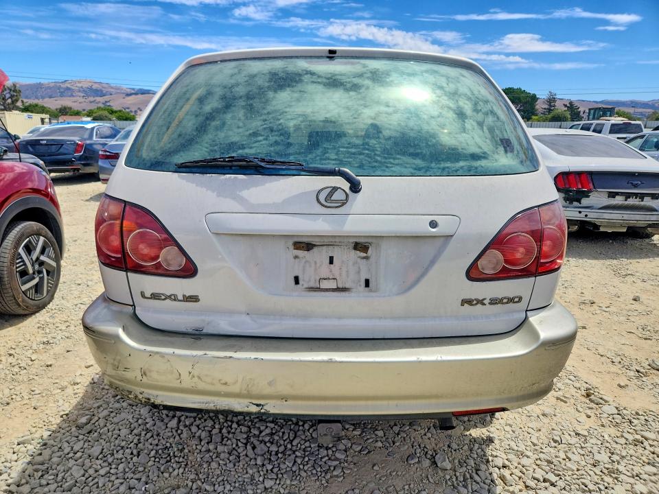 61918836 :رقم المزاد ، JT6HF10U0X0028845 vin ، 1999 Lexus Rx مزاد بيع