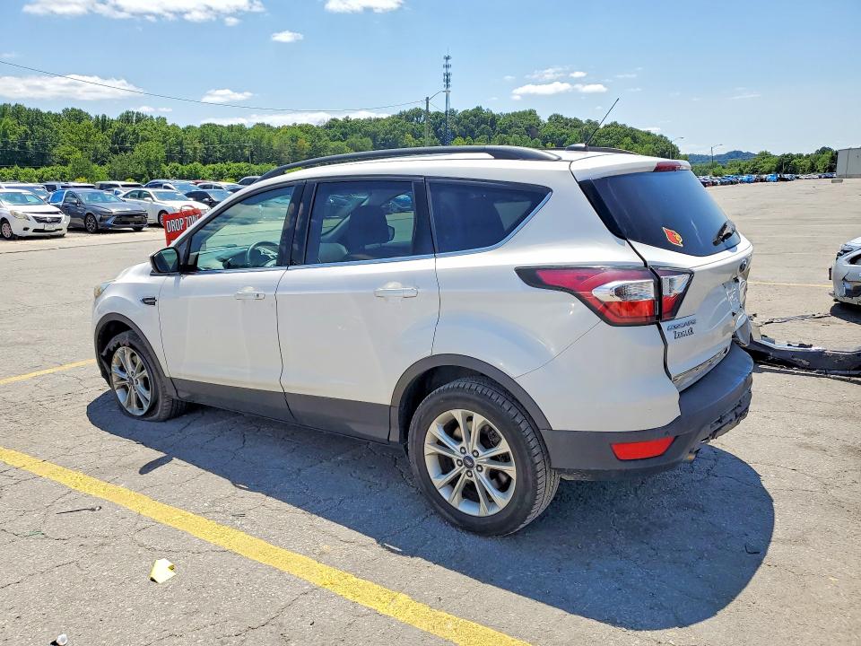 62303506 :رقم المزاد ، 5NMJACDE0RH433405 vin ، 2017 Ford Escape مزاد بيع
