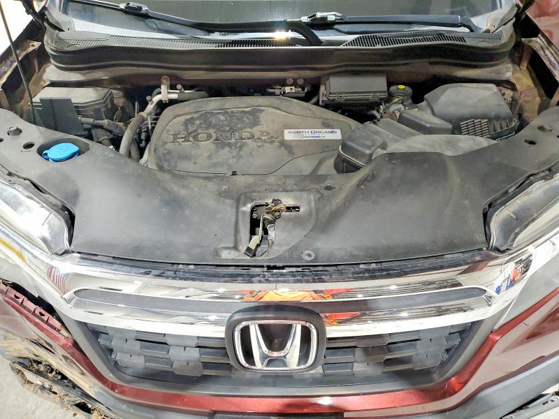 Продажа на аукционе авто 2017 Honda Ridgeline, vin: 5FPYK3F65HB003376, номер лота: 63490316